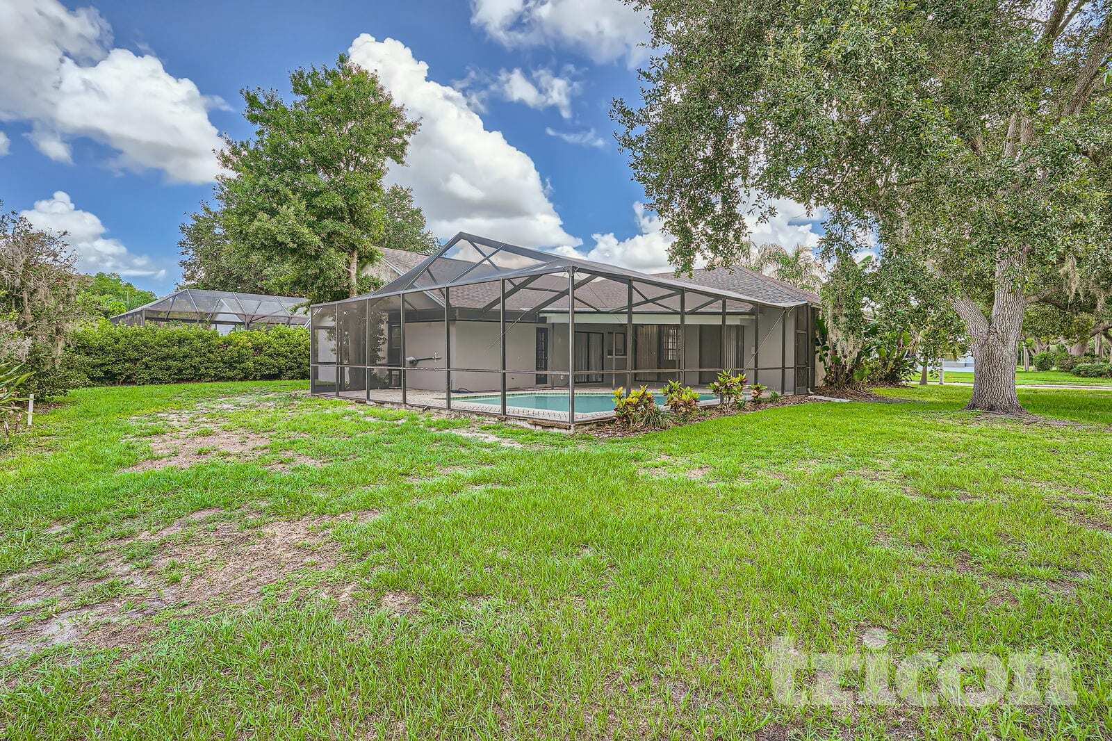Building Photo - 598 Waterford Cir W