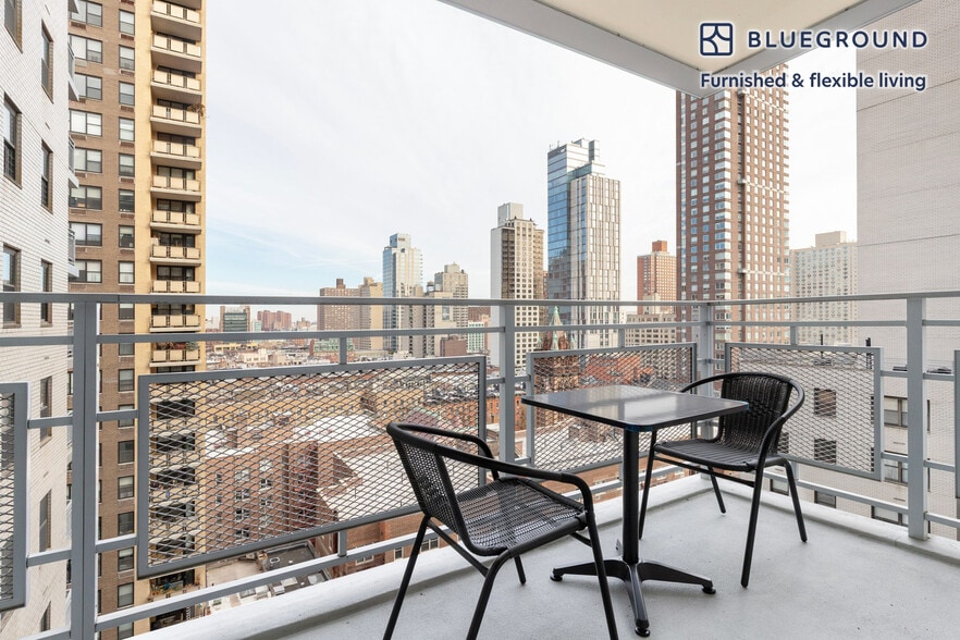 Building Photo - 305 East 86th St