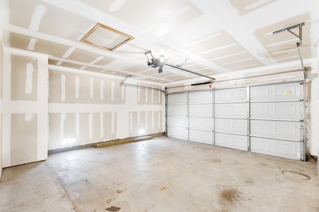 Building Photo - 8519 Snakeweed Dr