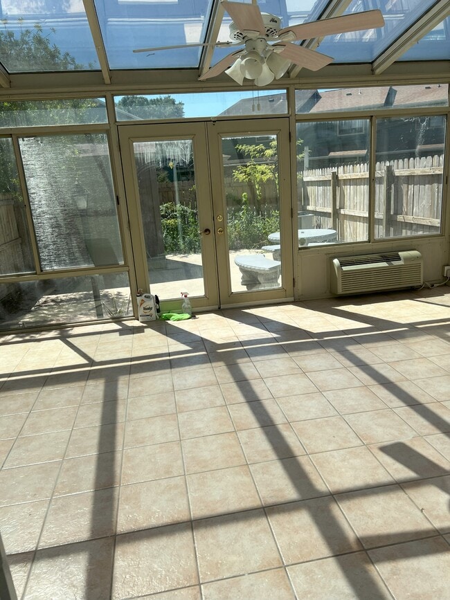 Building Photo - 118 Opp Blvd NE