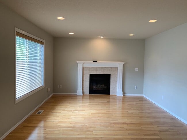 Building Photo - 4 Bedroom House ~ South Corvallis