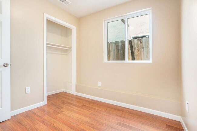 Building Photo - 1215 San Pablo Ave