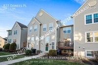 Building Photo - 827 Dewees Pl