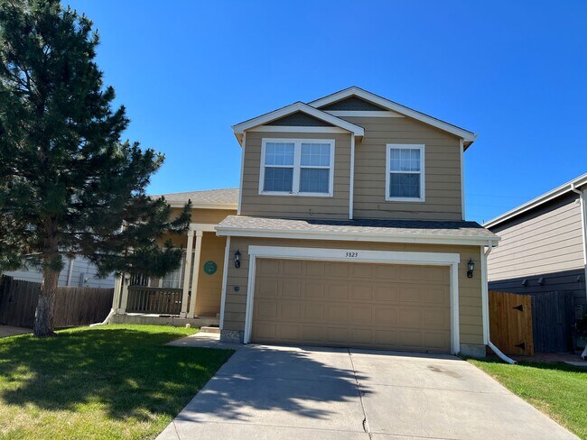 Building Photo - 3 bed 2.5 bath house beside Bear Creek Par...