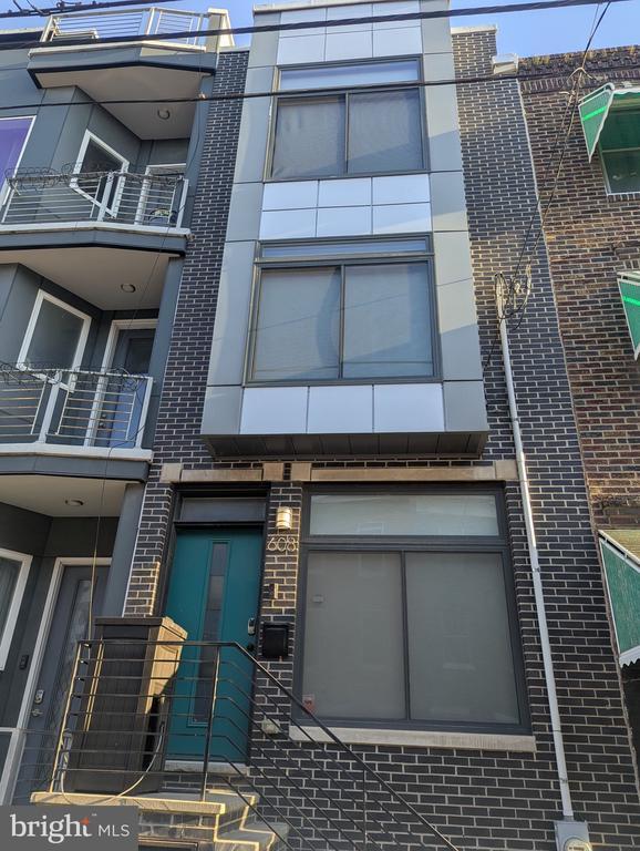 Building Photo - 608 McKean St