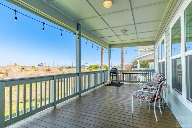 Building Photo - 12828 E Conquistador Dr