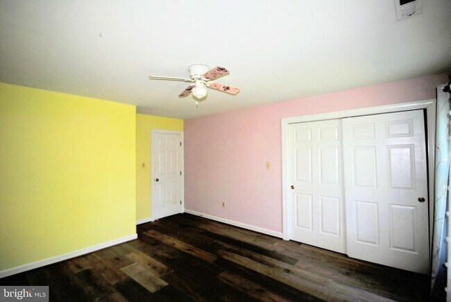 Building Photo - 1506 Chain Bridge Ct