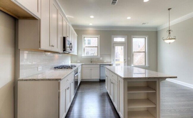 Building Photo - 2286 Mclean Chase
