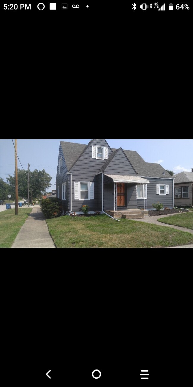 Building Photo - 1701 Chase St