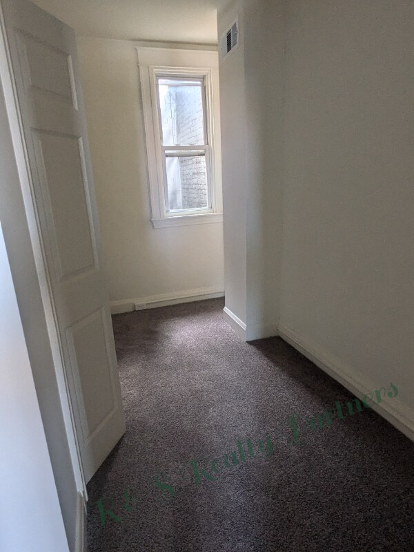 Building Photo - 2211 Penrose Ave