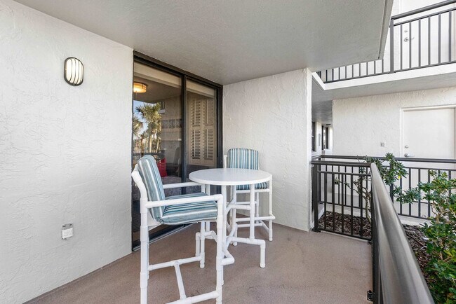 Building Photo - 6240 A1A S