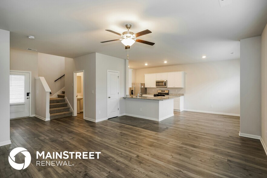 Building Photo - 2306 Curbow Dr