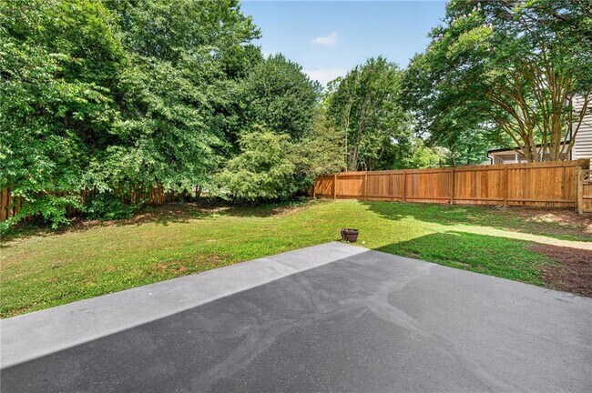 Building Photo - 12110 Greenmont Walk