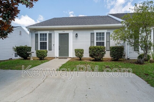 Primary Photo - 710 Faircloth Ct