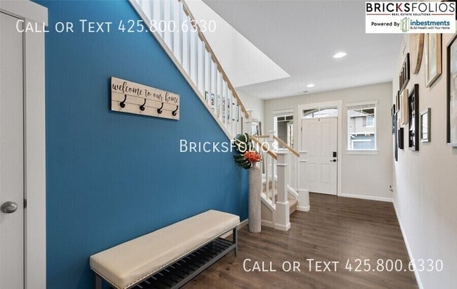 Building Photo - 2715 Saga Ct NE