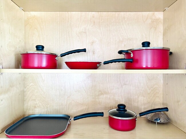 Building Photo - 1063-67 Gillespie Dr