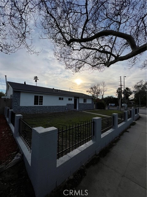 Building Photo - 16152 Rinaldi St