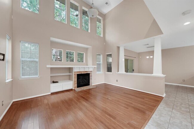 Primary Photo - 14 Scarlet Woods Ct
