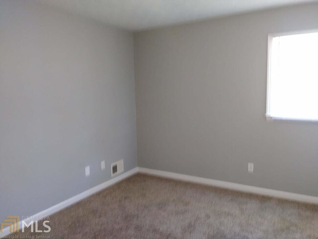 Building Photo - 1615 Cherry Hill Ct SW