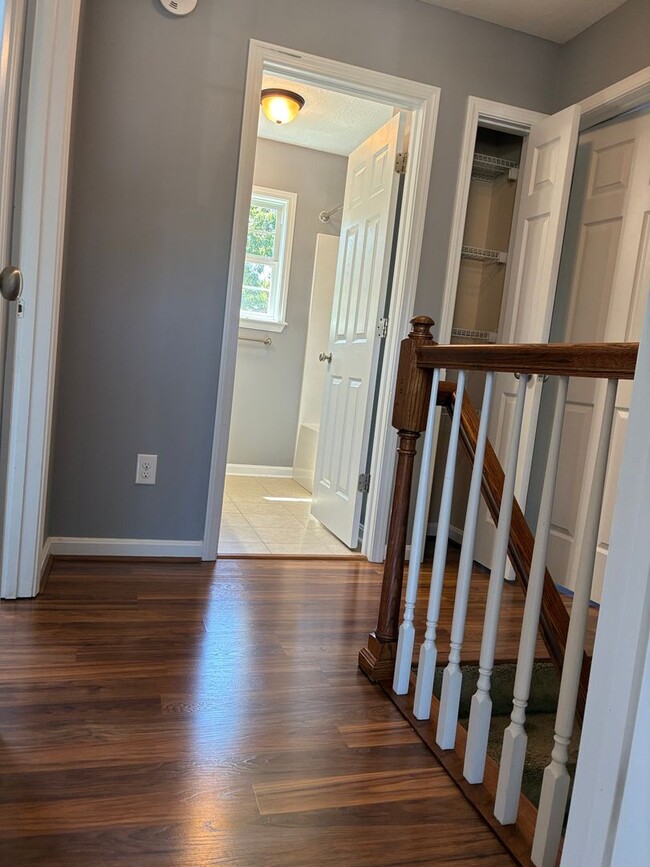 Building Photo - **ELIZABETHTOWN INDEPENDENT SCHOOL DISTRICT**