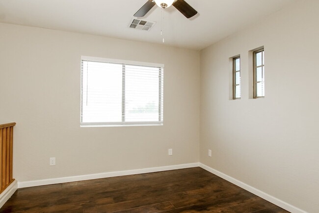 Building Photo - 35222 N Happy Jack Dr