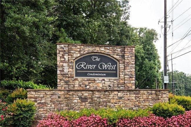 Primary Photo - 4248 River Green Dr NW