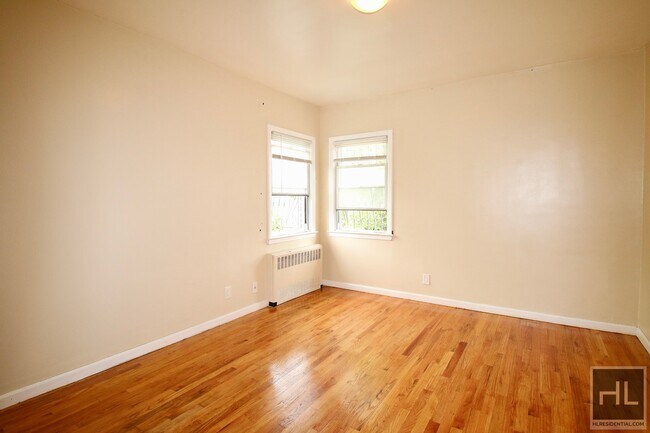 Building Photo - 219 STREET