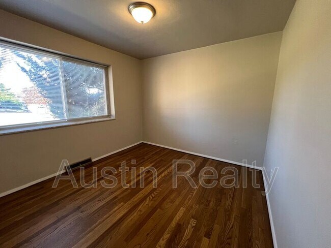 Building Photo - 9111 Olive Blvd