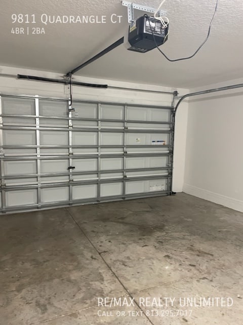 Building Photo - 9811 Quadrangle Ct