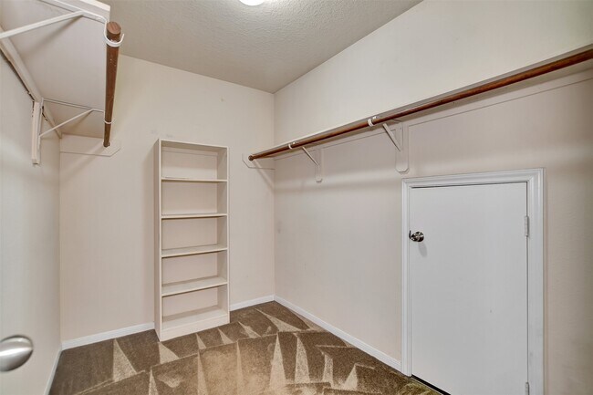 Building Photo - 3130 Zephyr Glen Way