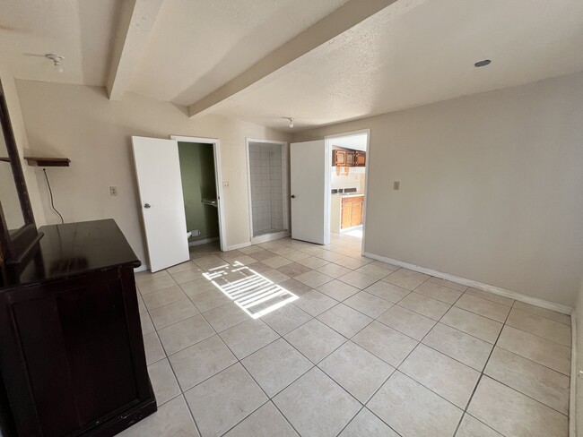 Building Photo - 1219 El Camino Rd