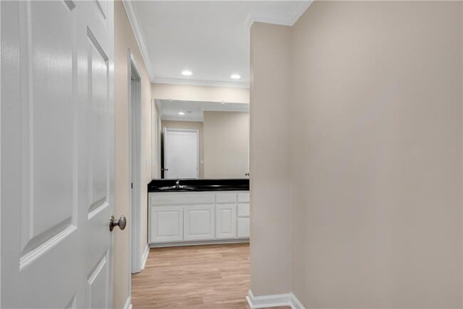 Building Photo - 3346 Cove Overlook Rd