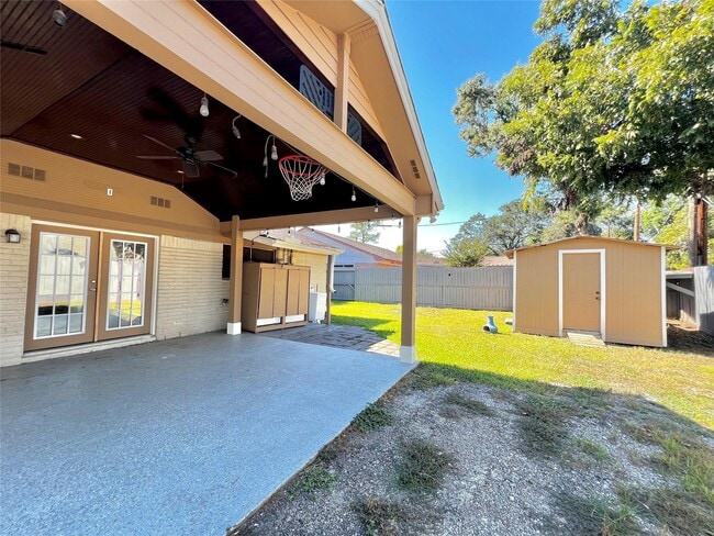 Building Photo - 6102 McKinstry Blvd