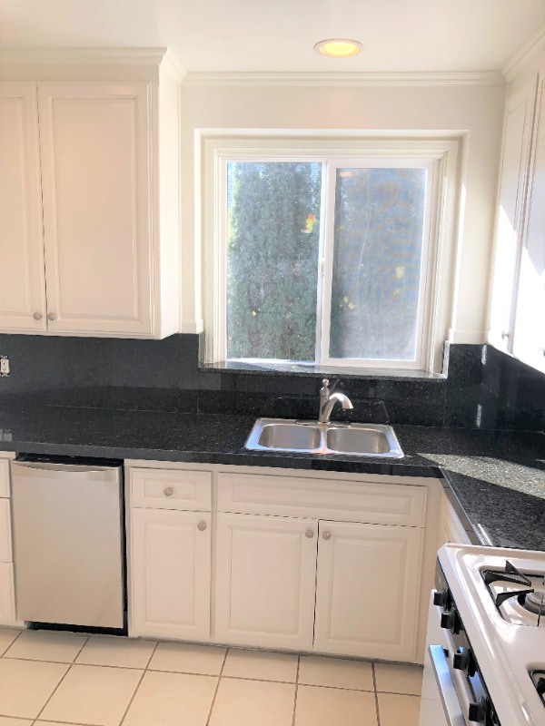 Building Photo - 6441 W 86th Pl