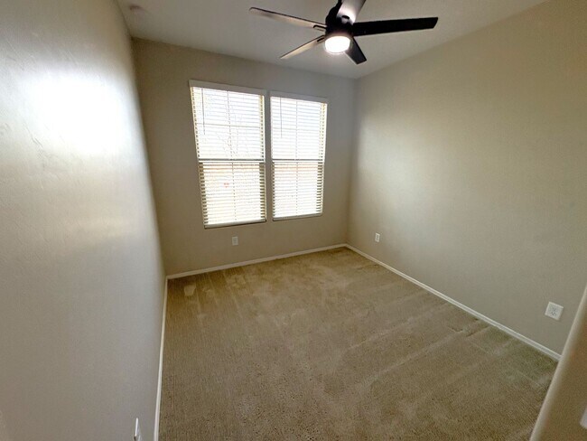 Building Photo - Star Valley Beauty 4 bedroom two bath built in 2023