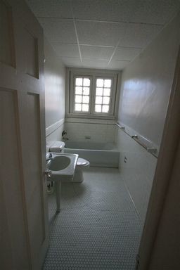 Building Photo - Palmer Park Luxor