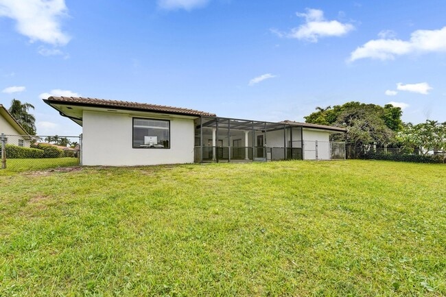Building Photo - 3630 N 55th Ave