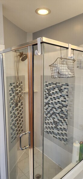 Building Photo - 3018 22nd St S