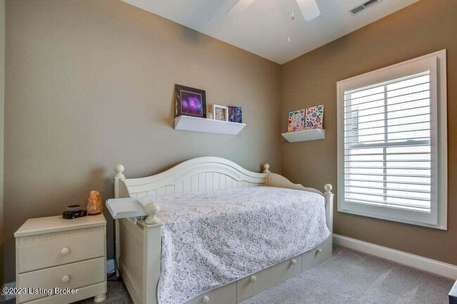 Building Photo - 6121 Mistflower Cir