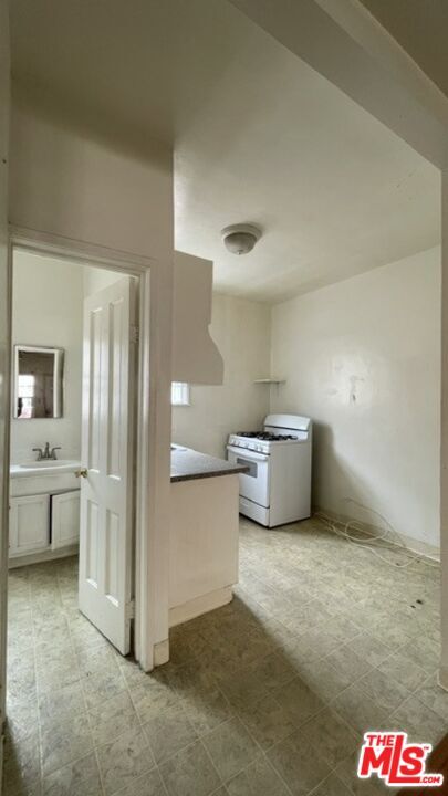 Building Photo - 1159 Westmoreland Ave