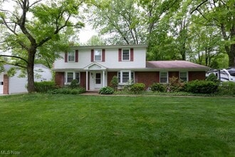 Building Photo - 5940 Hansom Dr