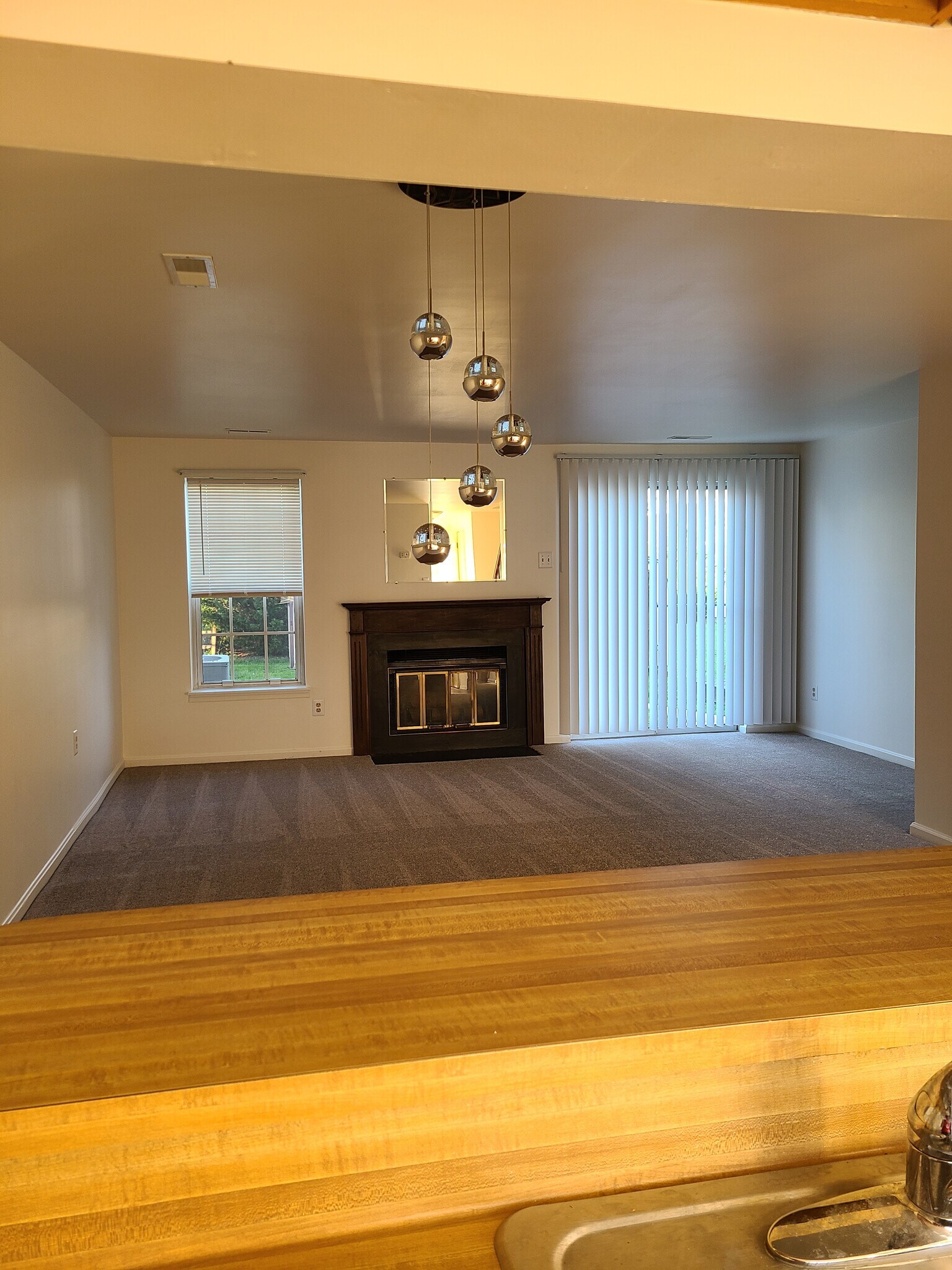 LR/DR combination - 1207 Brice Sq