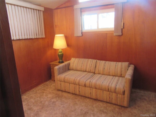 Building Photo - 14 Ann Ln