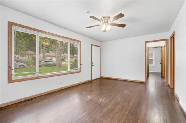 Building Photo - Farley Avenue