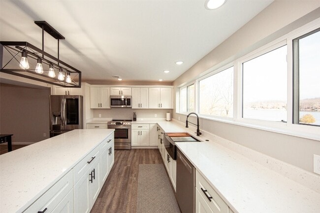 Building Photo - 12147 Pebble Point Rd