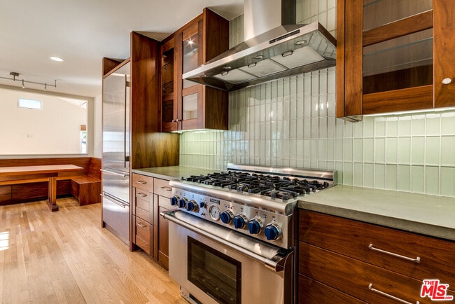 Building Photo - 1616 Ashland Ave