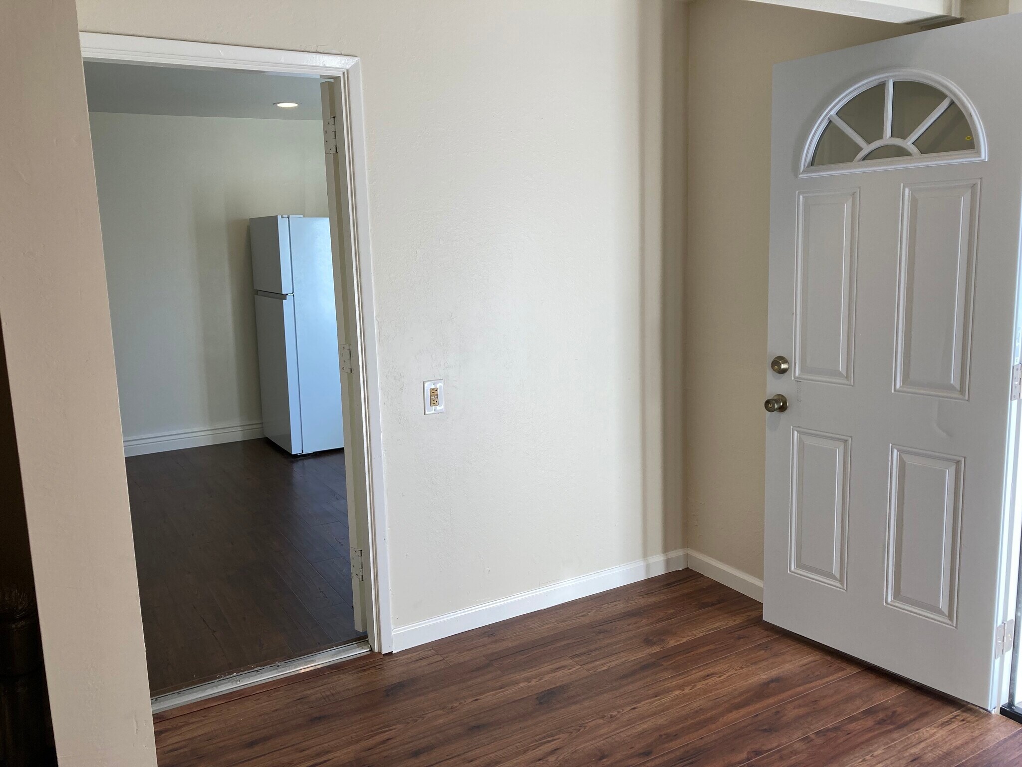 Building Photo - 4848 Tilden Dr