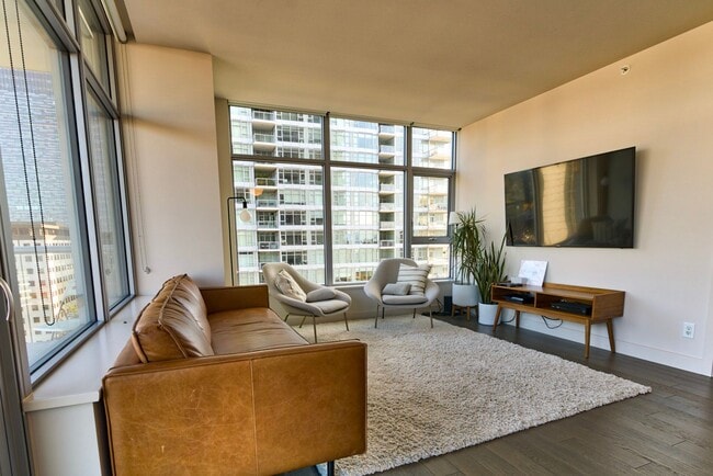 Building Photo - 2bd/1.75ba Seattle Condo