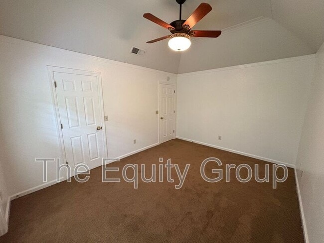 Building Photo - 5503 W Sweet Dr