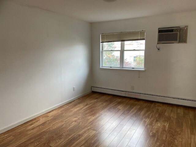 Building Photo - 337 88th St